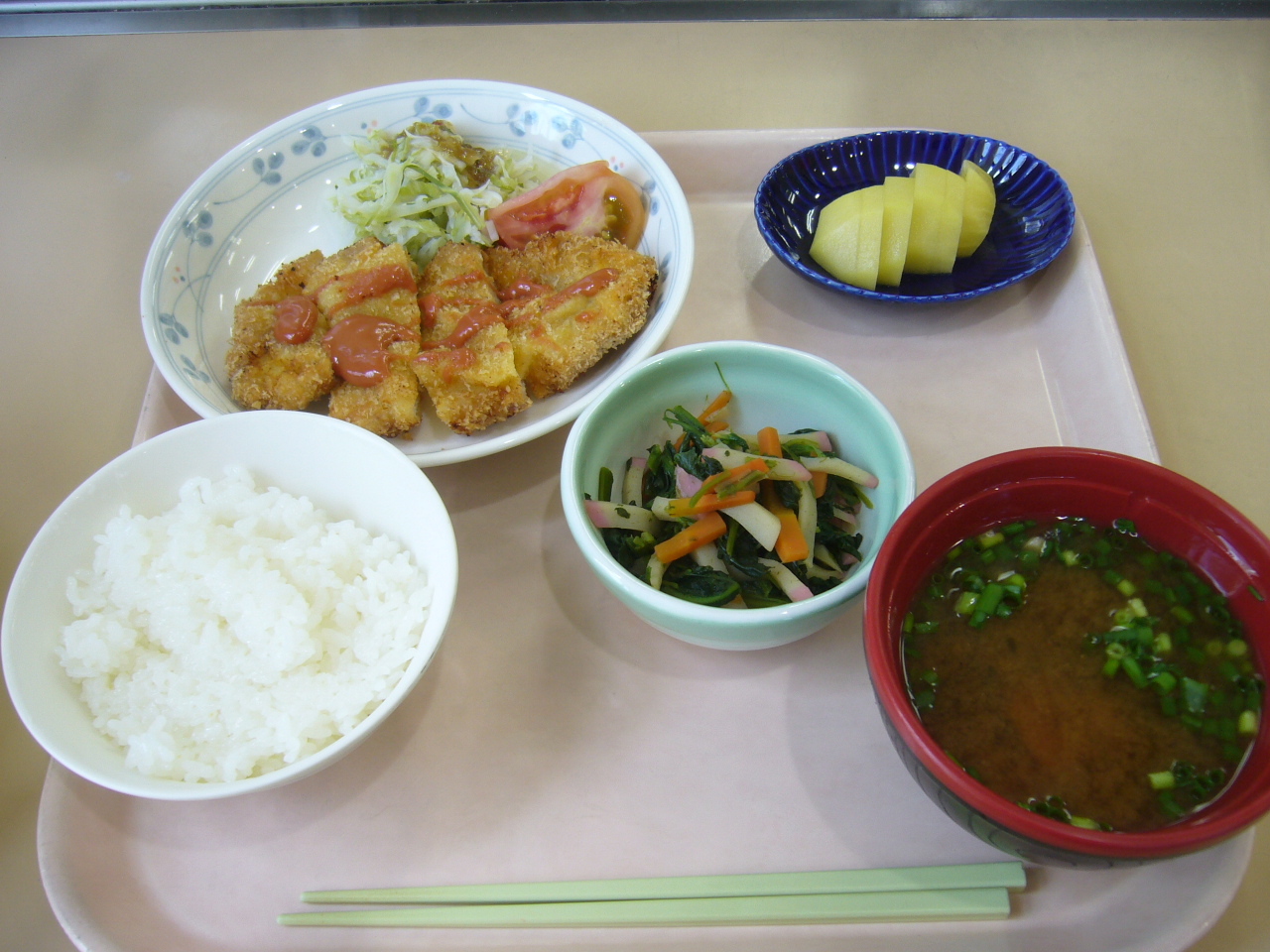 昼食の一例